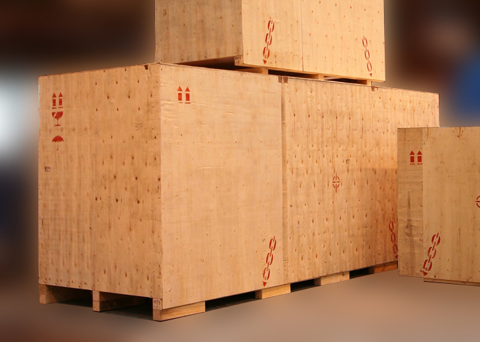 ケース（密閉合板木箱）梱包